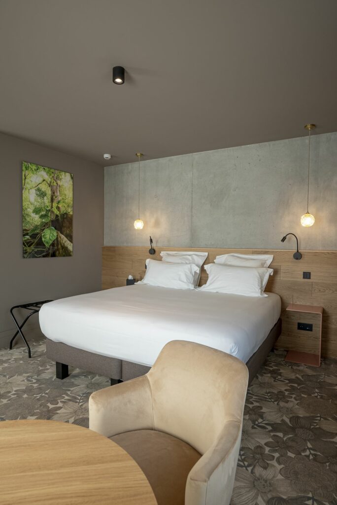 Ambiance lumineuse chambre confort Annecy Haute-Savoie